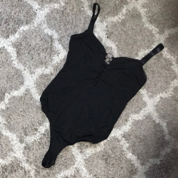 Kendall + Kylie Lace-Up Bodysuit - Picture 3 of 4